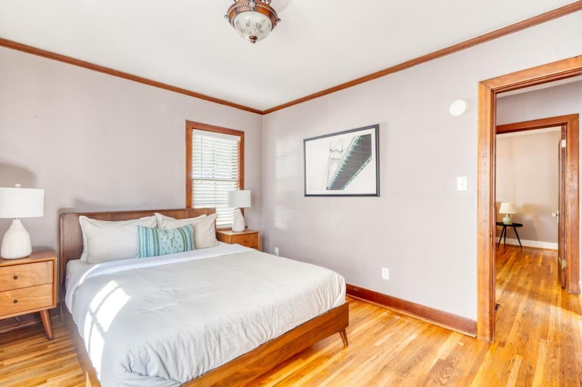 Holiday home Collection - Charming In Hollywood District *