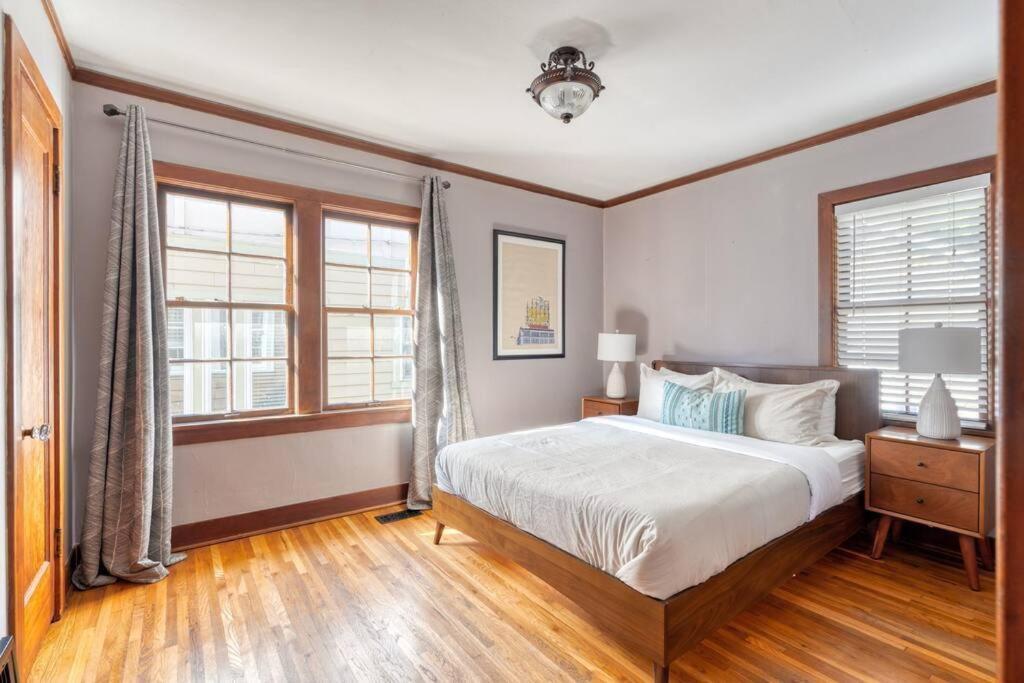 Collection - Charming In Hollywood District Holiday home Portland