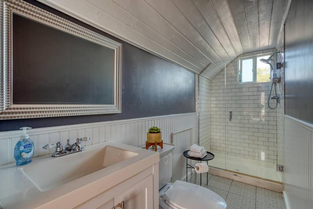 Collection - Charming In Hollywood District Holiday home Portland