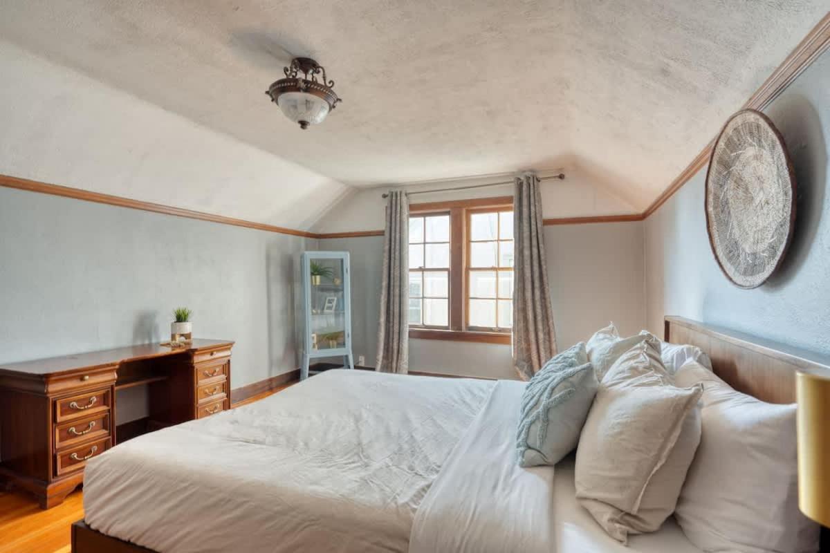 Collection - Charming In Hollywood District Holiday home *