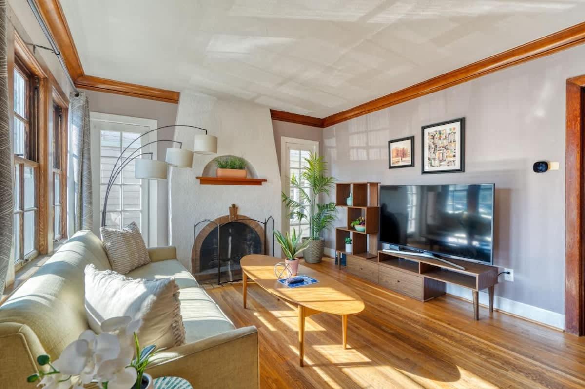 Collection - Charming In Hollywood District Holiday home Portland