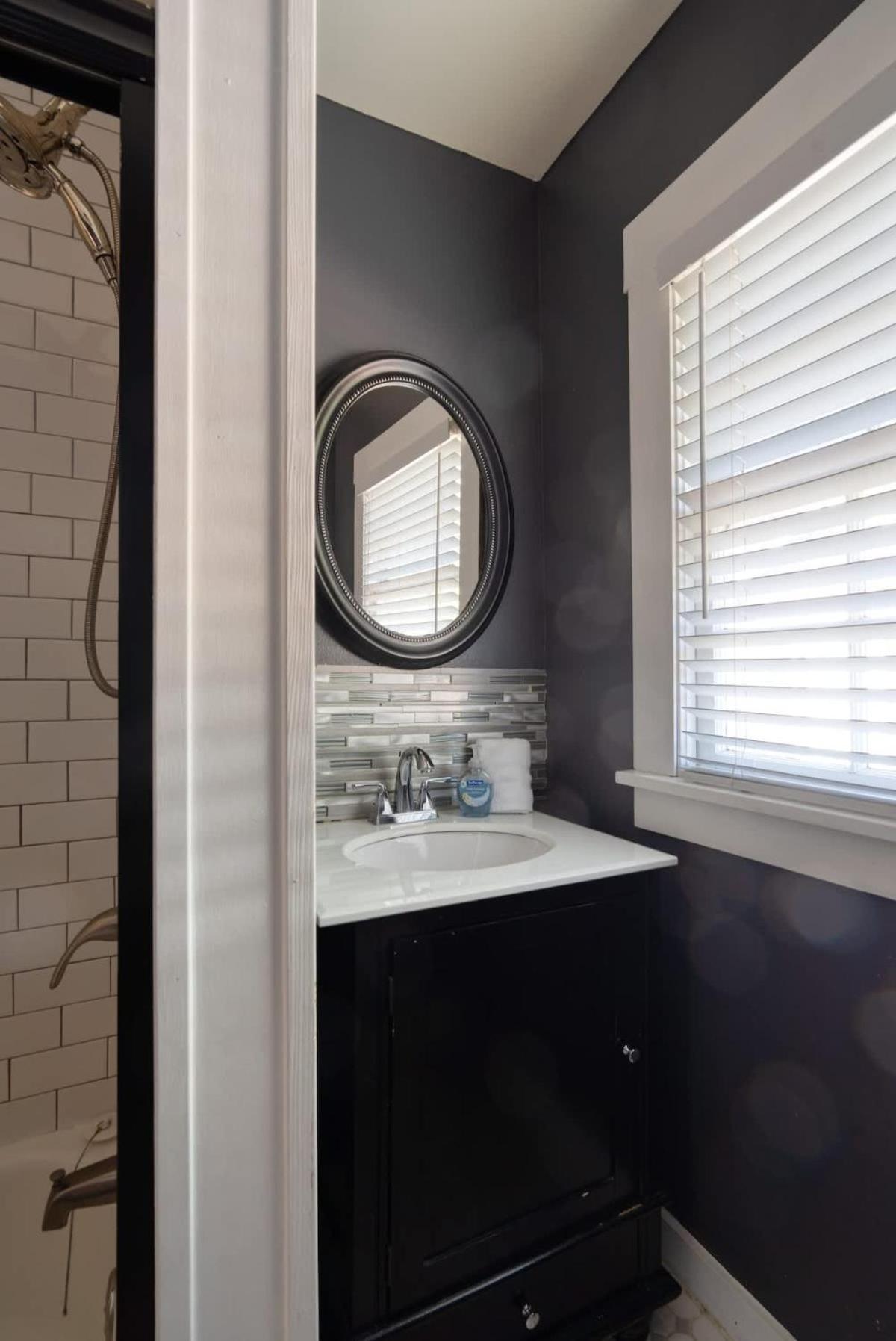 Collection - Charming In Hollywood District *